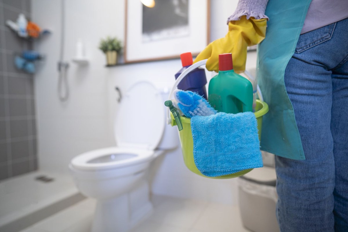 Bathroom cleaning supplies representing detailed deep cleaning services